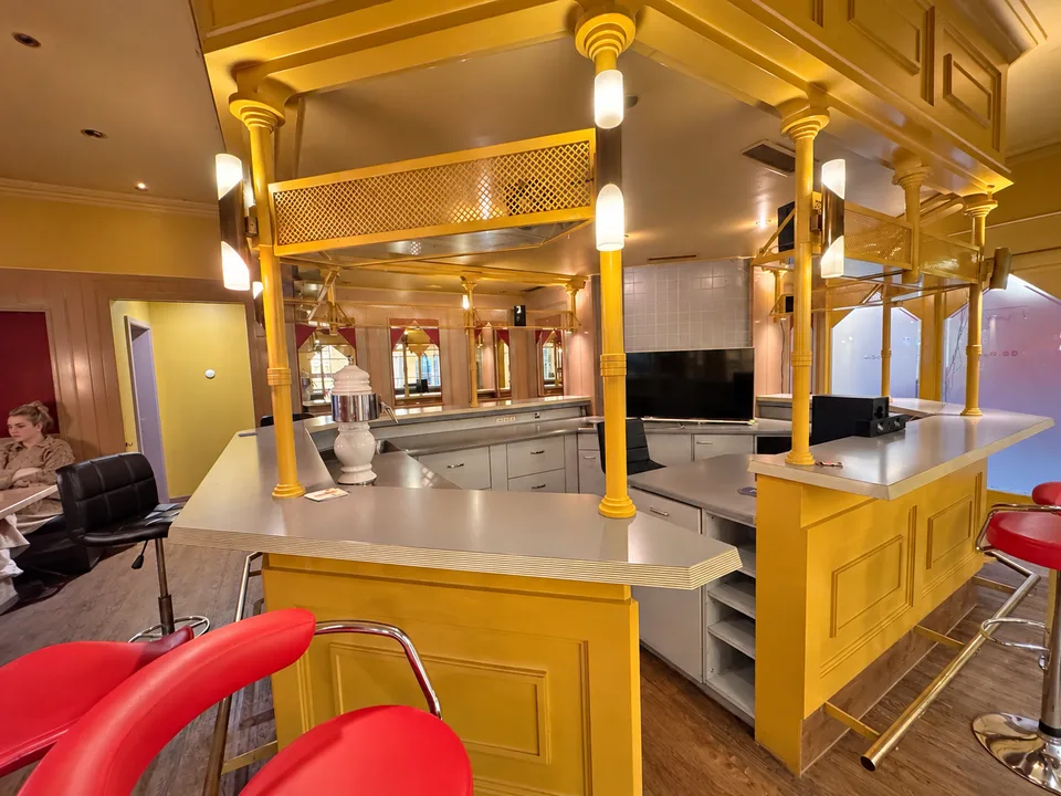 Ristorante con bar, fumoir e terrazza – circa 250 posti a noleggio a Berna – foto 10 di 18