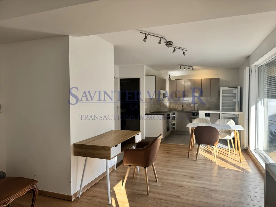 Appartement à Annemasse-centre. Terrasse de 18m2 – Foto 9 von 13