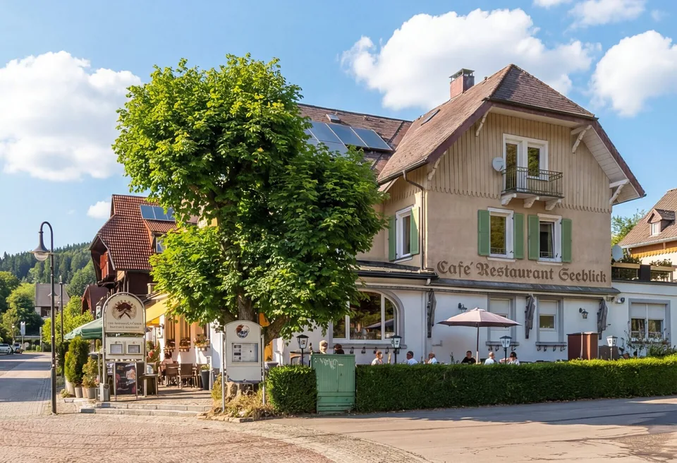 Café & Restaurant Seeblick - Gastronomy with Living Directly on Lake Titisee – photo 4 of 13