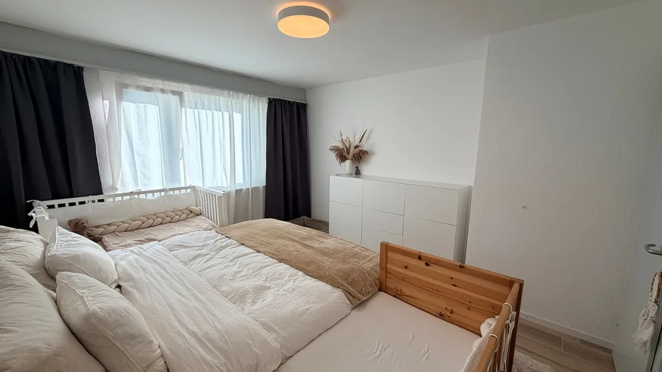 6.5-Zimmer-Familienhaus an sonniger, ruhiger Lage, umfassend renoviert – Foto 8 von 13