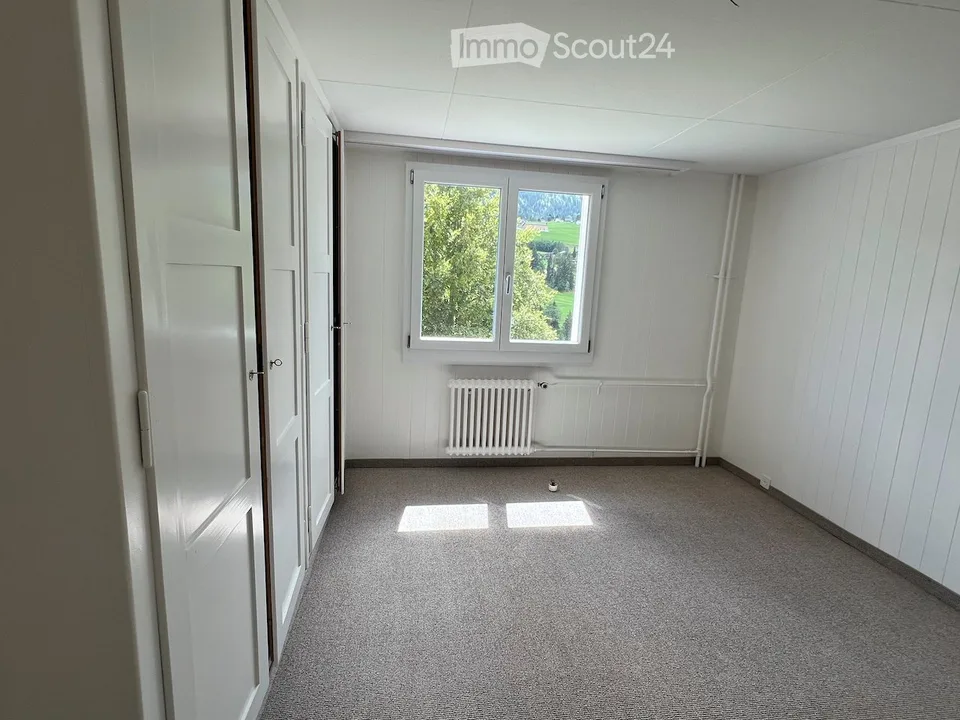 4-Zimmer Wohnung mit Aussicht zu vermieten – Foto 5 von 5