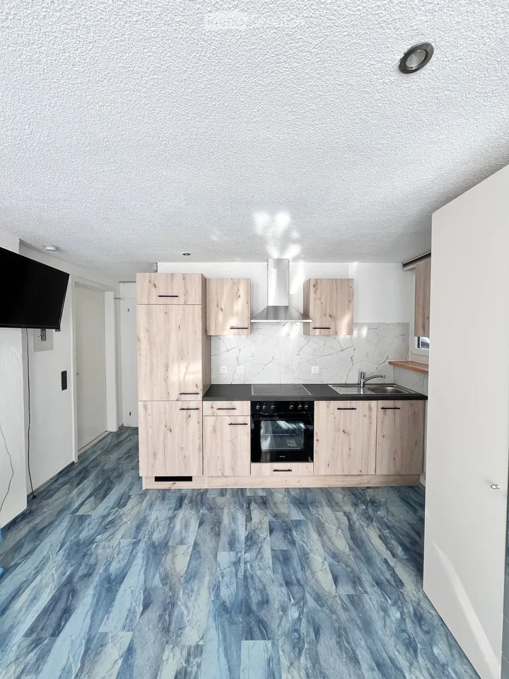 1.5 Zimmer-Studio in Lengnau CHF 800. inkl. NK – Foto 2 von 5
