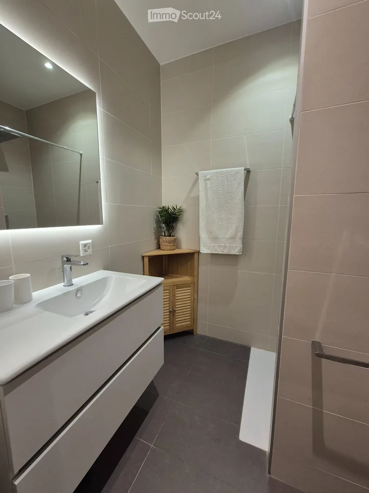 Wohnung mit 5 Zimmern | Zeitweise Vermietung – Foto 4 von 5