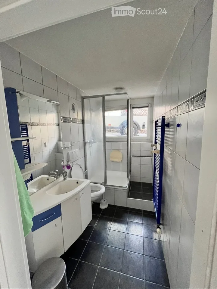 1.5 Zimmer-Studio in Lengnau BE CHF 800. inkl. NK – Foto 3 von 5
