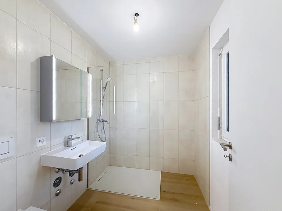 Casa a schiera nuova con terrazza e giardino – foto 7 di 11