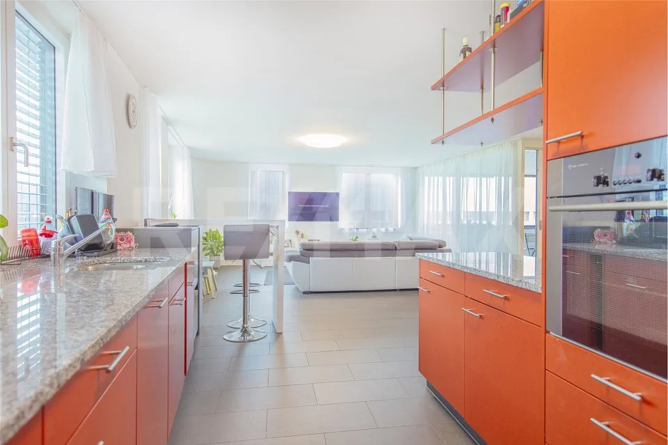 Wohnen mit Mythenblick  stillvolle, moderne 4.5-Zimmer-Eigentumswohnung in Ibach SZ – Foto 3 von 13