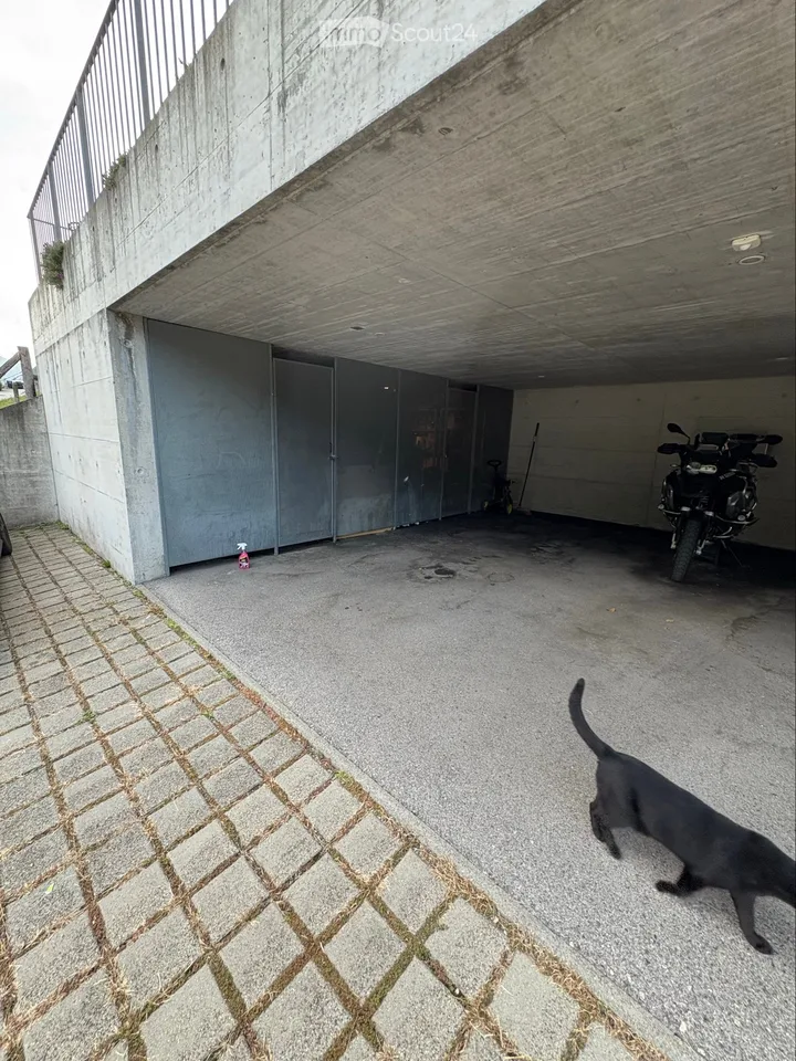 Haus mit 5,5 Zimmern und großem privatem Garten – Foto 4 von 4