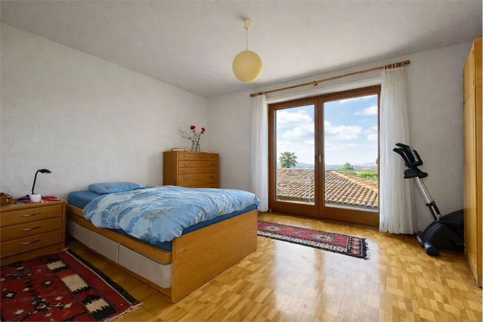 Casa bifamiliare con vista imprendibile a Besazio – foto 10 di 12