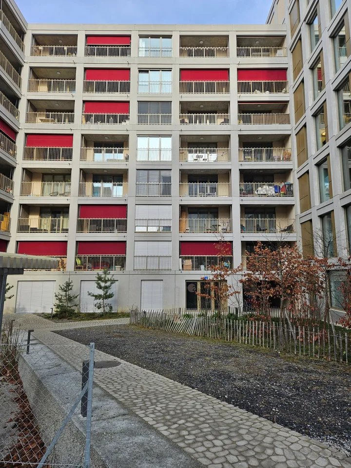 Appartement moderne de 2 pièces avec loggia à Lausanne – photo 3 sur 3