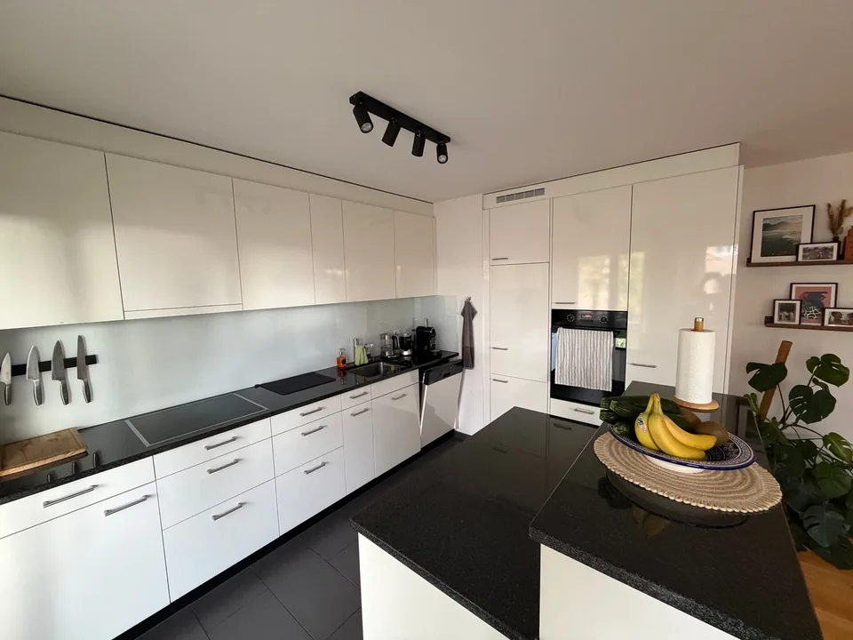3½ ZI-WOHNUNG IN ZÜRICH - KREIS 10 HÖNGG, MÖBLIERT, TEMPORÄR – Foto 4 von 10