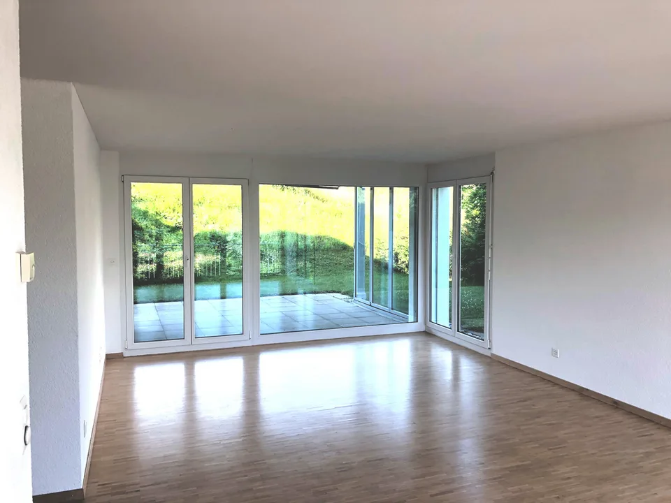 4.5-room apartment on the ground floor with garden seating – photo 4 of 9