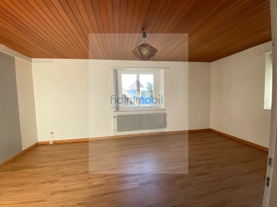 Zweizimmerwohnung im 4. Stock – Foto 2 von 5