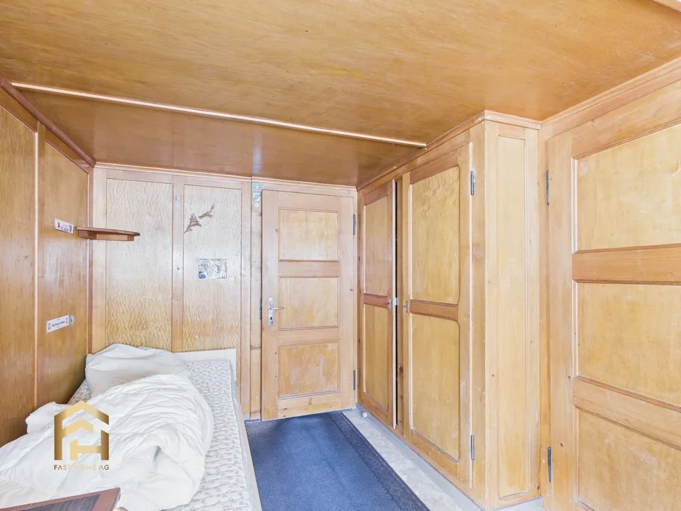 Apartment to be renovated in the village center of Saas-Fee, secondary residence permitted – photo 6 of 13