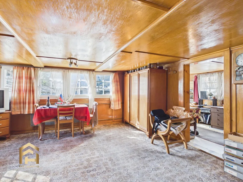 Apartment to be renovated in the village center of Saas-Fee, secondary residence permitted – photo 2 of 13