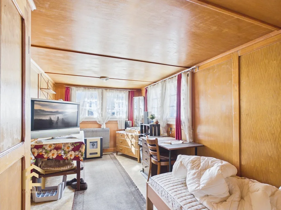 Apartment to be renovated in the village center of Saas-Fee, secondary residence permitted – photo 5 of 13