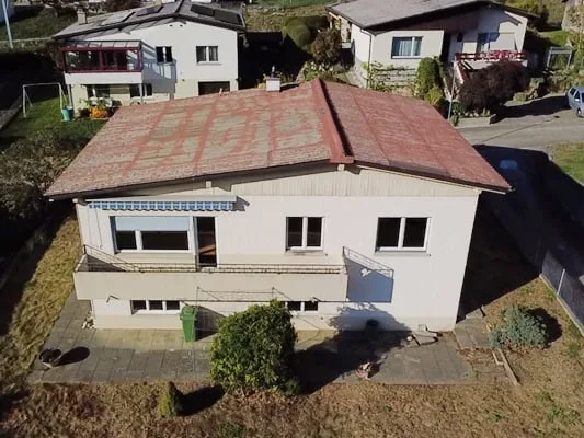 Charming 6.5-room villa in a good location – photo 2 of 23