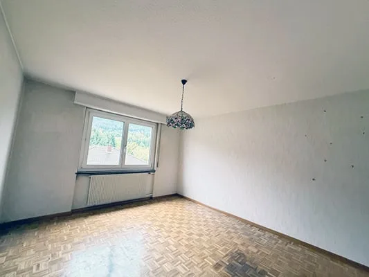 Charming 6.5-room villa in a good location – photo 13 of 23