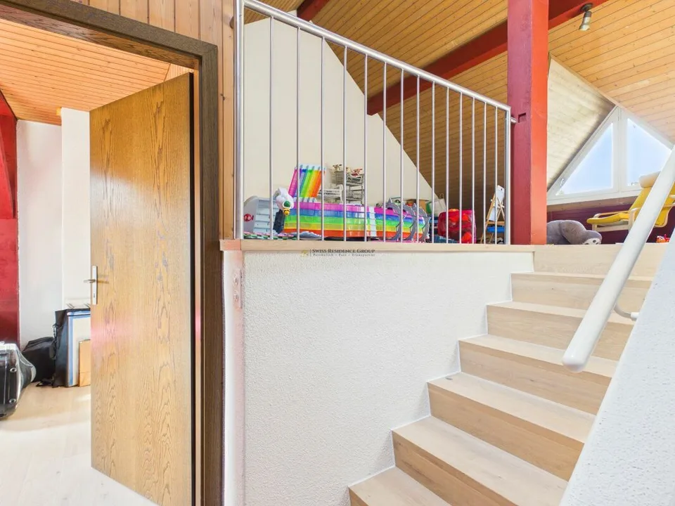 Viel Platz für Gross und Klein: Familienfreundliches Reihenhaus mit ausgebautem Dachboden & Seesicht – Foto 7 von 18