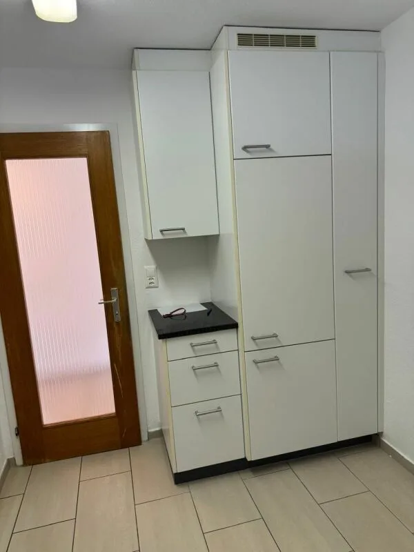 Pleasant 3-room apartment – photo 3 of 12