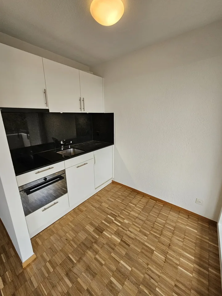 Single Wohnung mit Balkon – Foto 3 von 6