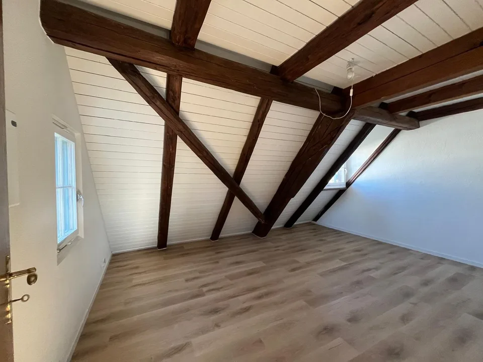 4.5-Zimmer-Maisonette-Wohnung im historischen Altbau – Blaues Haus Kreuzlingen – Foto 8 von 12