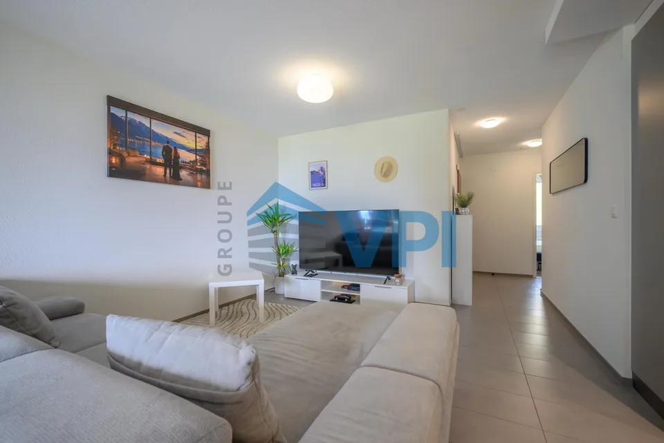 Charmantes Wohnung über Montreux – Foto 3 von 9