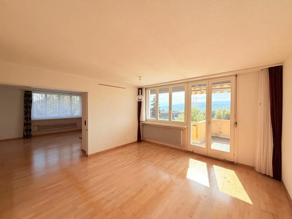 Maison unifamiliale spacieuse avec appartement séparé et vue panoramique – photo 20 sur 30