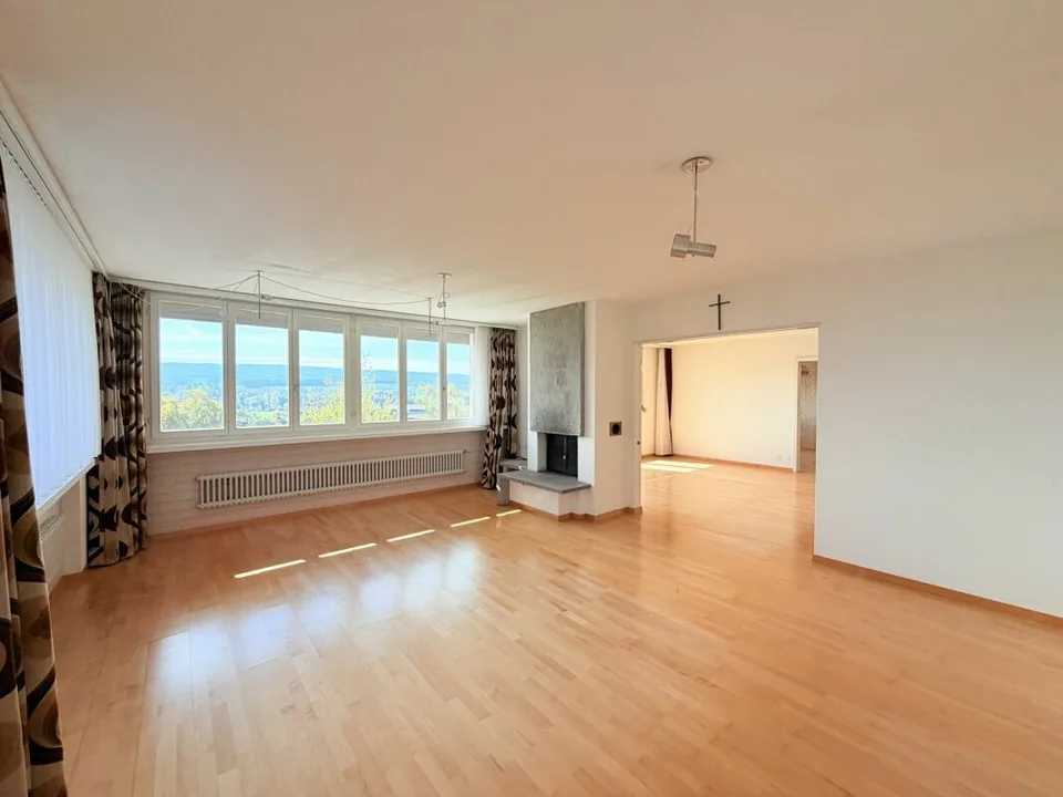 Maison unifamiliale spacieuse avec appartement séparé et vue panoramique – photo 5 sur 30