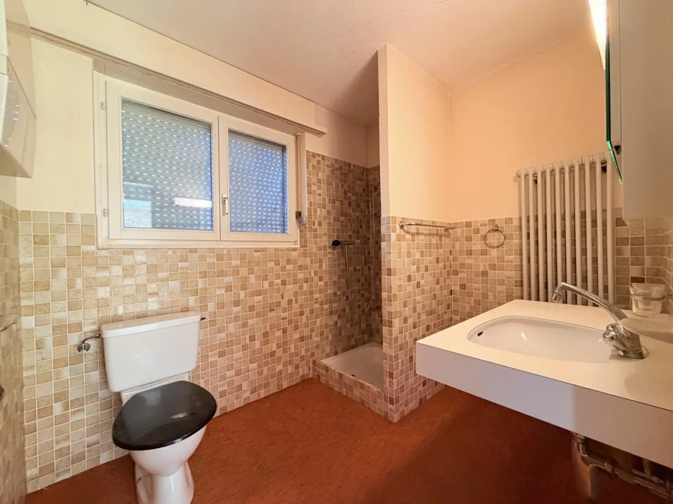 Maison unifamiliale spacieuse avec appartement séparé et vue panoramique – photo 26 sur 30