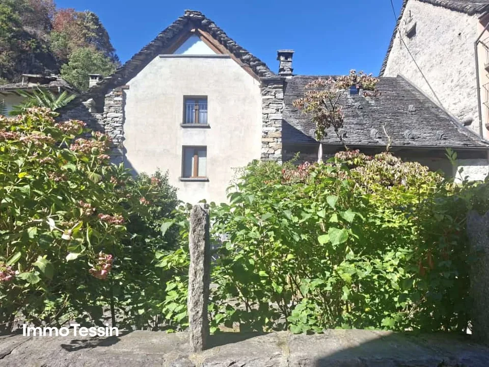 Casa patrizia storica a Moghegno - dove il charme ticinese incontra il comfort abitativo moderno – foto 3 di 13