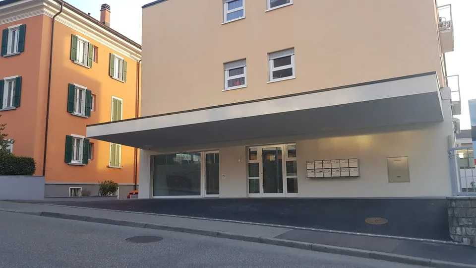 Location d'un appartement 2½ pièces, de haut standing, meublé – photo 6 sur 6
