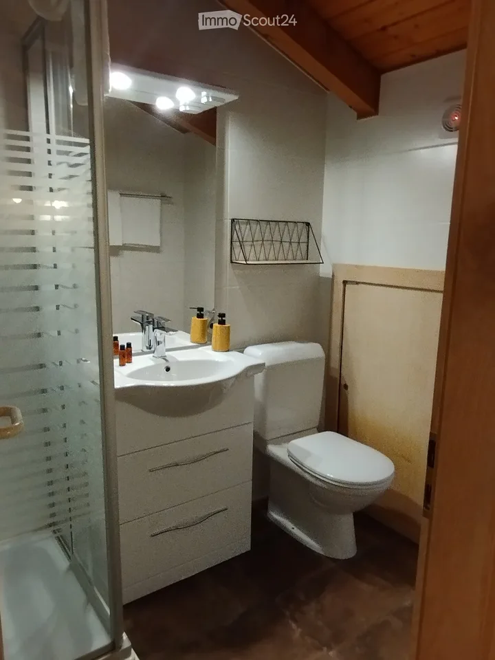 ideales Wohnung für Wohngemeinschaft, 4-Zimmer-Wohnung mit Bad – Foto 3 von 5