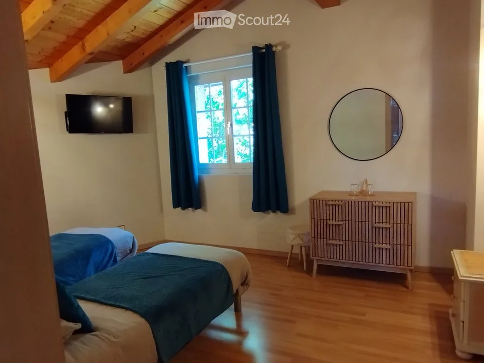 ideales Wohnung für Wohngemeinschaft, 4-Zimmer-Wohnung mit Bad – Foto 4 von 5