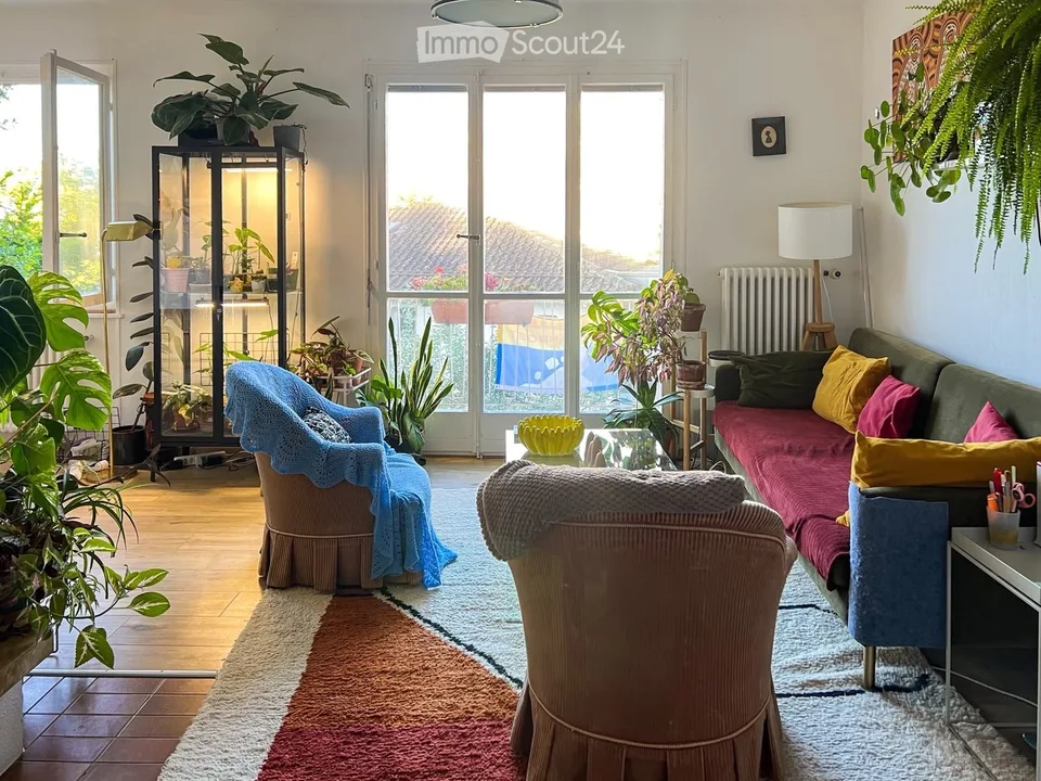 Schlafzimmer in einer schönen WG in Chailly – Foto 4 von 5