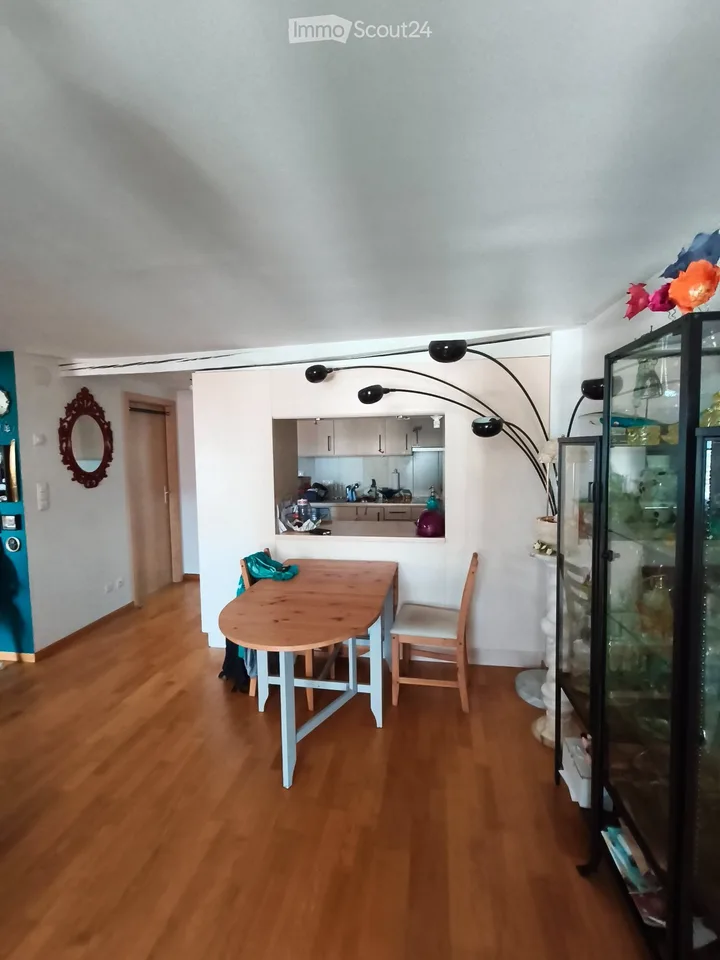Übernahme des Mietvertrags, charmantes 3,5-Zimmer-Wohnung in Bourdy – Foto 2 von 5