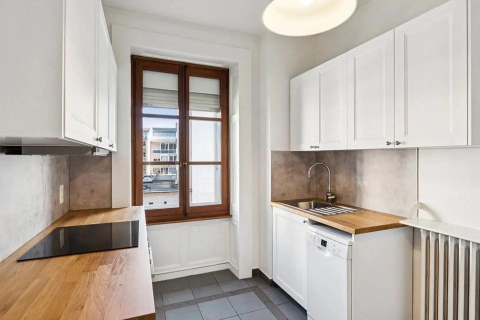 Seltenes 4-Zimmer-Apartment im Herzen von Eaux-Vives, nur zwei Schritte vom See entfernt – Foto 6 von 13