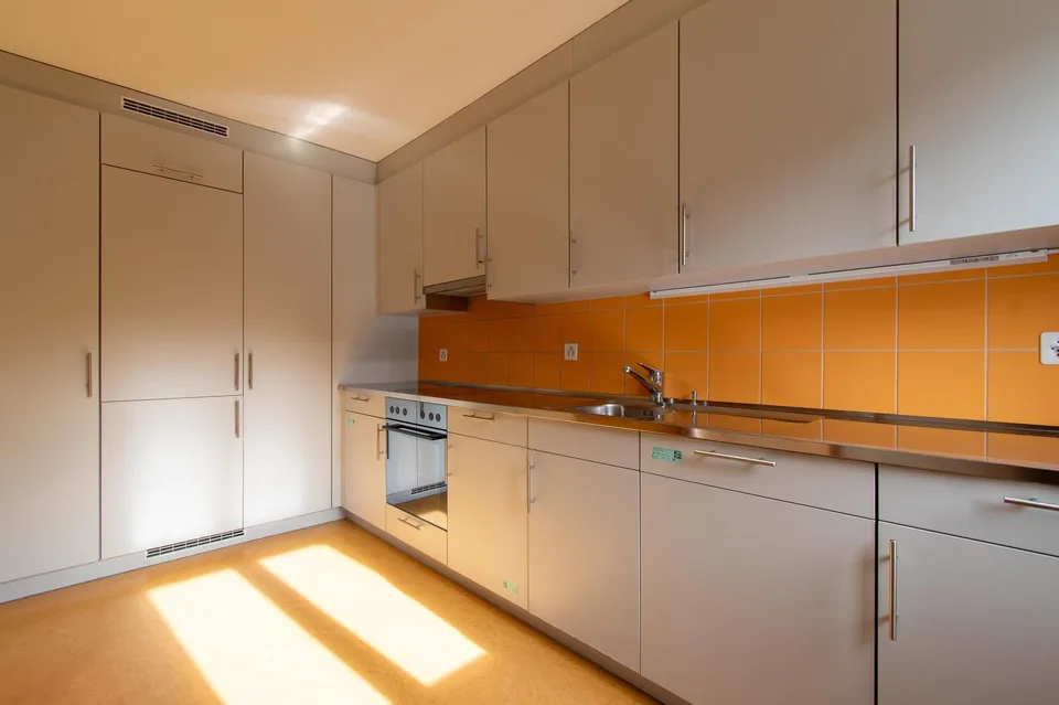 Charmante 4.5-Zimmer-Wohnung an ruhiger, zentraler Lage, Nähe Kantonspital – Foto 6 von 13