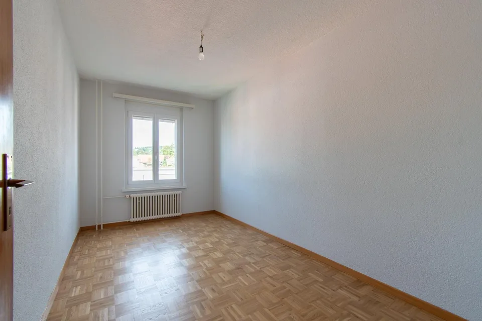 Charmante 4.5-Zimmer-Wohnung an ruhiger, zentraler Lage, Nähe Kantonspital – Foto 11 von 13