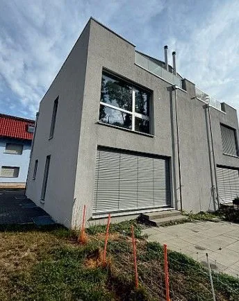 *4,5-Zimmer-Einfamilienhaus* – Foto 7 von 12