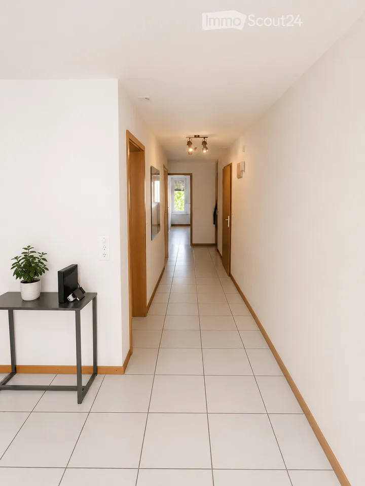 Vier-Zimmer-Wohnung in Chézard-Saint-Martin – Foto 6 von 6