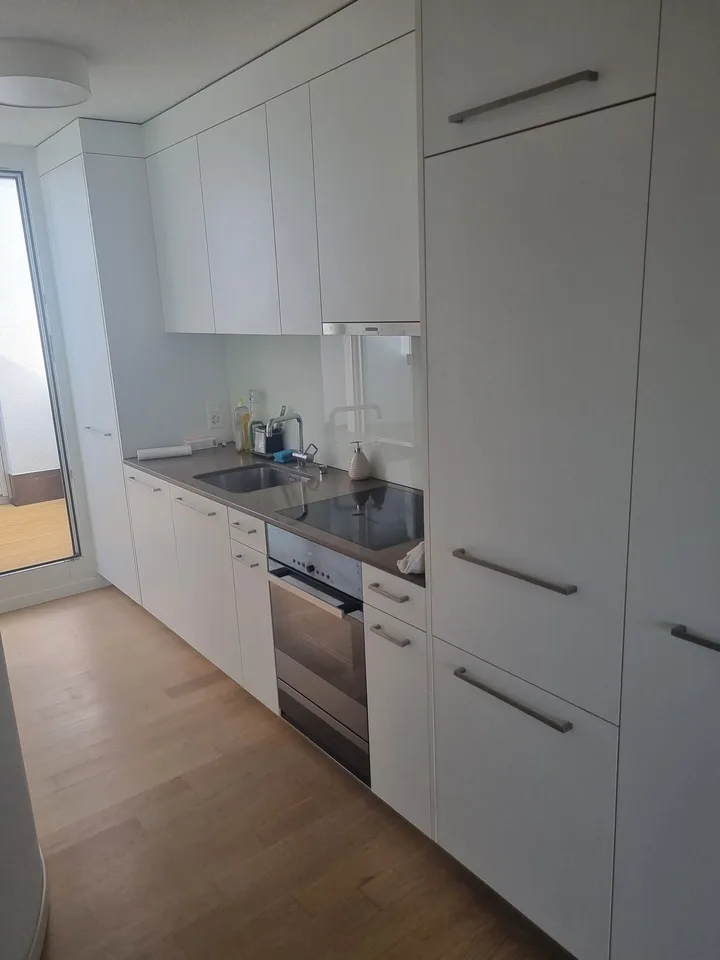 Maisonette arredata di 2.5 locali a Cham. termine fisso a settembre 2027 – foto 3 di 6
