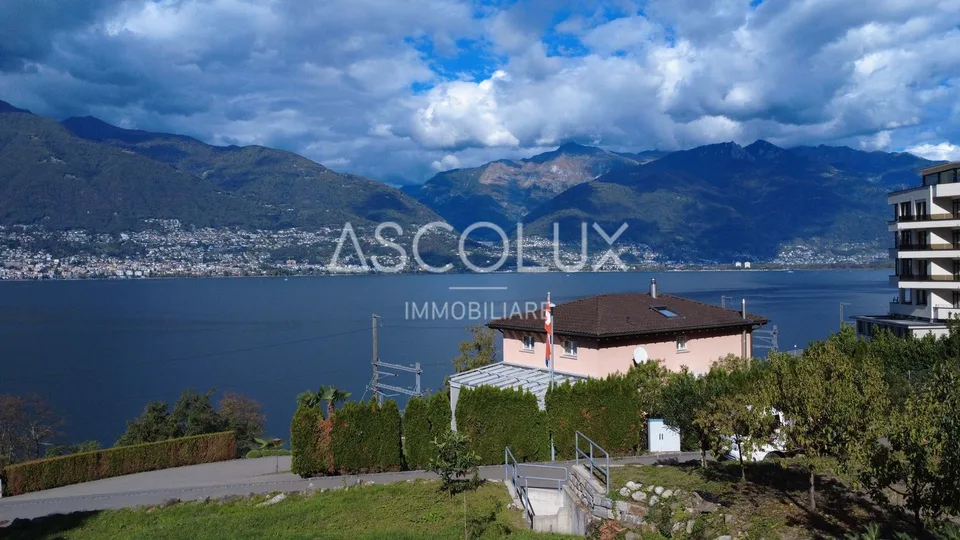 Building plot with panoramic view of Lake Maggiore – photo 12 of 13