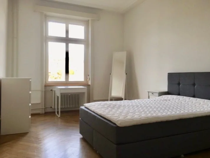 Your Next Chapter Starts Here - Furnished Room in a Top Location – Foto 4 von 8