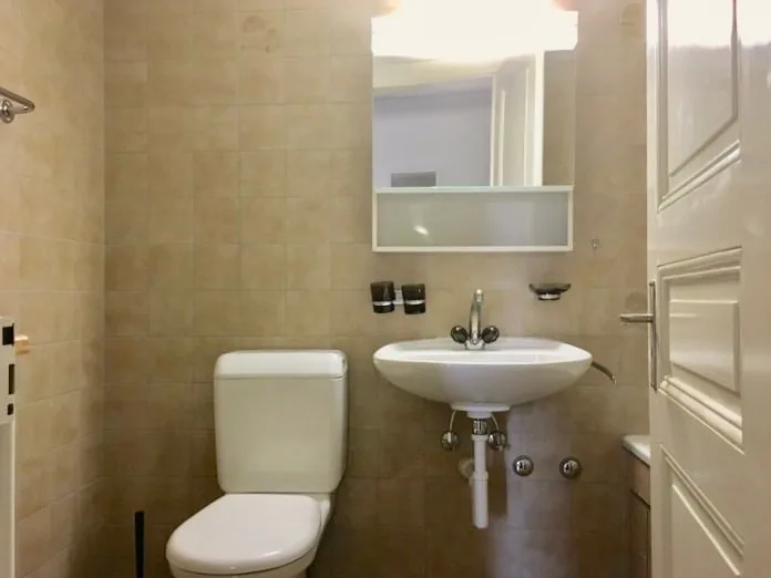 Your Next Chapter Starts Here - Furnished Room in a Top Location – Foto 5 von 8