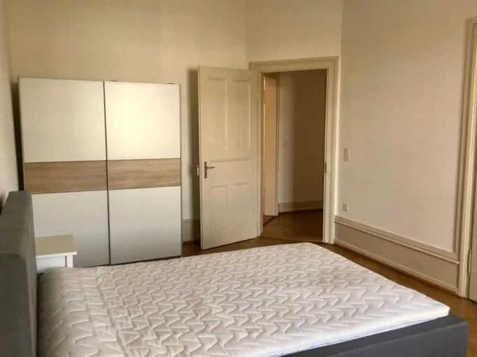 Your Next Chapter Starts Here - Furnished Room in a Top Location – Foto 3 von 8