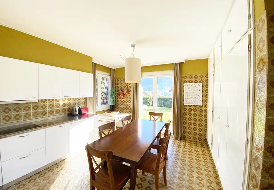 Vendesi ampia casa bifamiliare con giardino privato – foto 7 di 13
