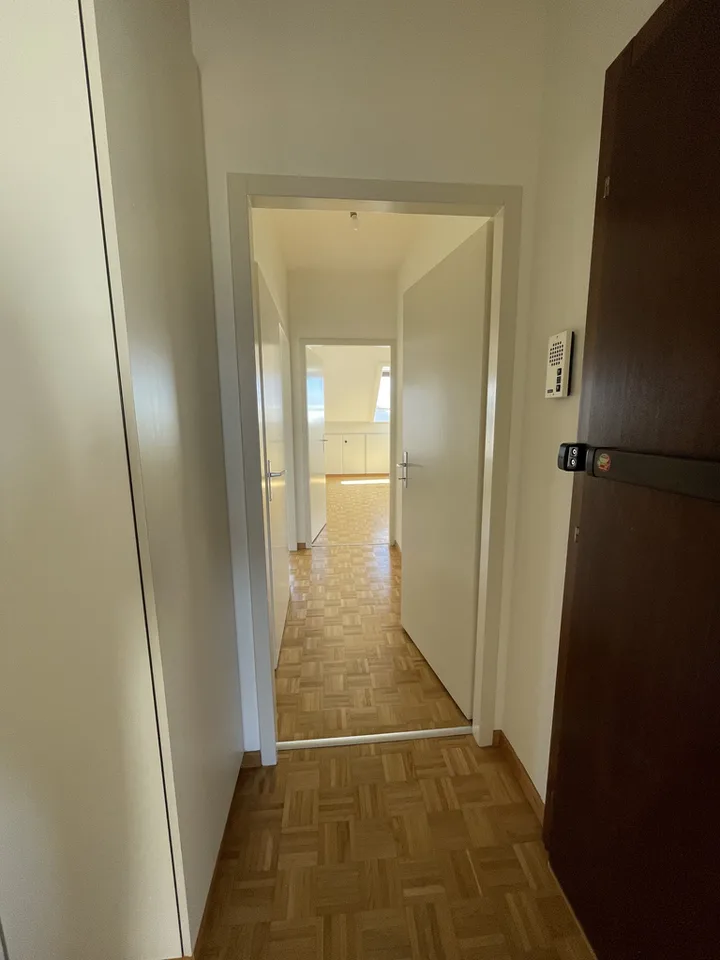 À louer à Champel - Appartement traversant de 4 pièces en attique – photo 10 sur 11