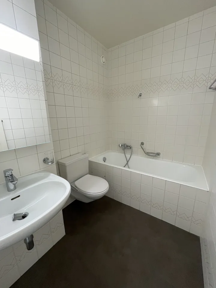À louer à Champel - Appartement traversant de 4 pièces en attique – photo 5 sur 11