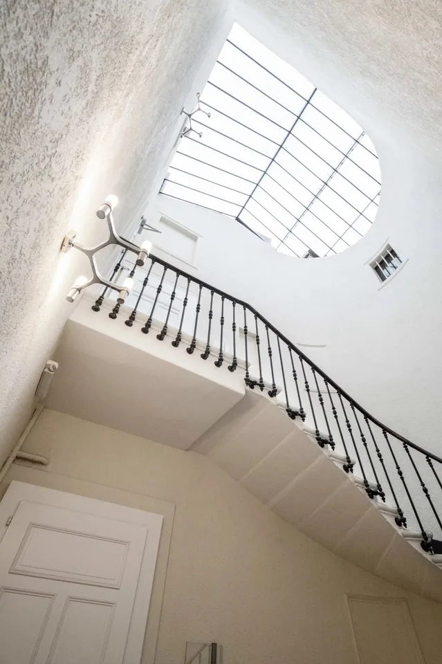 Schöne Büroflächen in einem Hochhaus im Bankenviertel – Foto 3 von 10