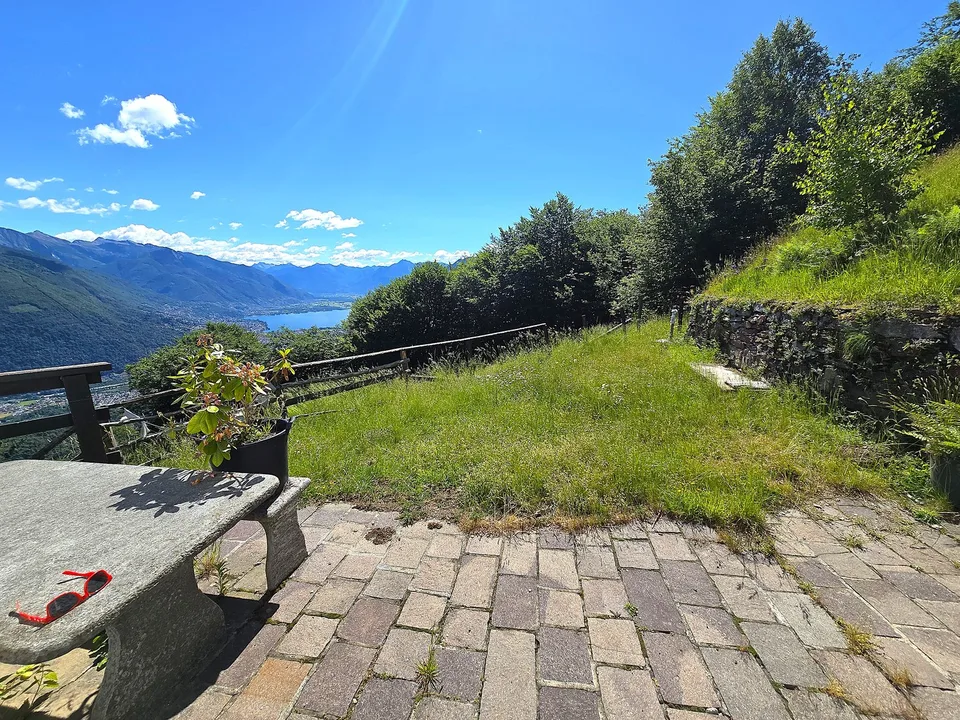 schönes Berghaus inmitten der Natur mit Seeblick und Land – foto 22 di 24